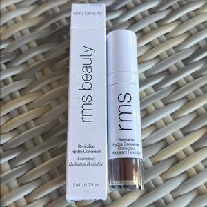 RMS Beauty CN025 Revitalize Hydra Concealer NIB